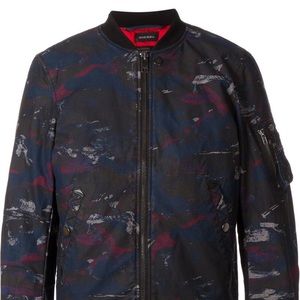 Men’s diesel camouflage bomber jacket 🧥
